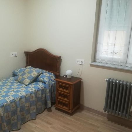 Apartamento El Fondon Cangas de Onís Exterior foto